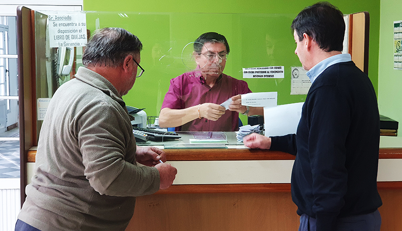 LOS ASOCIADOS GANADORES DEL SORTEO MENSUAL DE DICIEMBRE